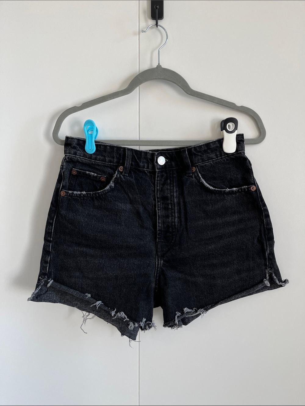 Zara Black Denim Cutoff Shorts with Frayed Hem